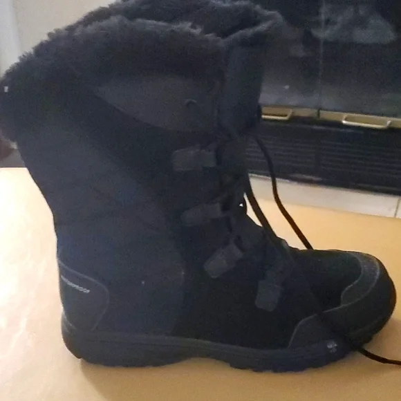 Columbia Boots NWT - NIB Women's Ice Maiden II Boots - Black - Picture 5 of 9